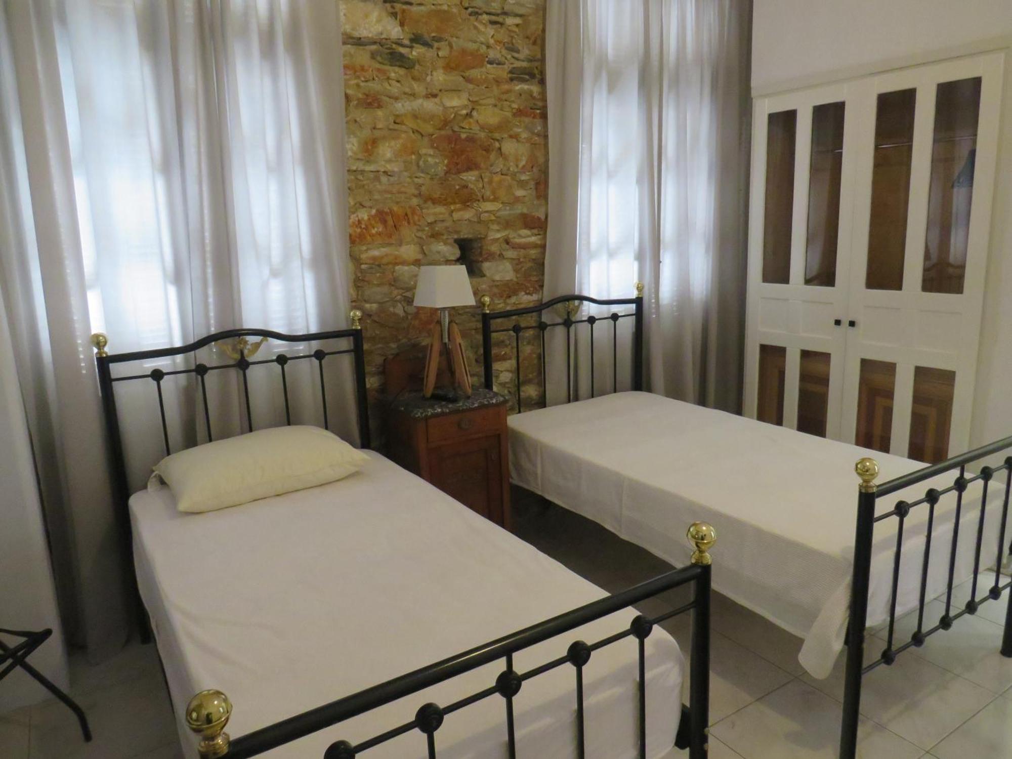 Axilleion Boutique Hotel Ermoupoli Luaran gambar